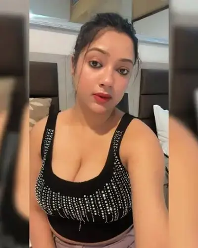 Call Girls Service Chumoukedima